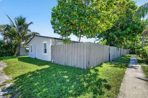 3382 Rudolf Road Lake Worth FL 33461
