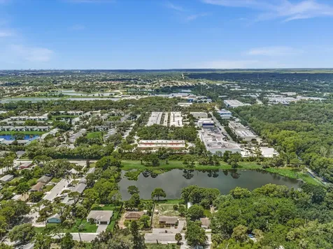 6918 173rd Street N Jupiter FL 33458