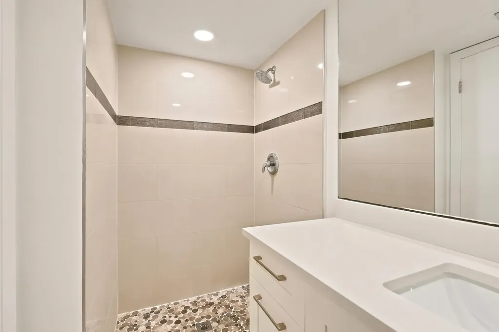 7209 Golf Colony Court Greenacres FL 33467