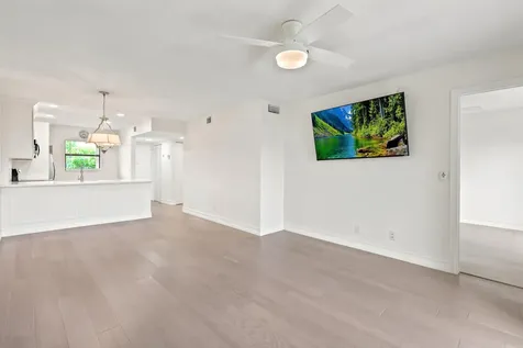 7209 Golf Colony Court Greenacres FL 33467