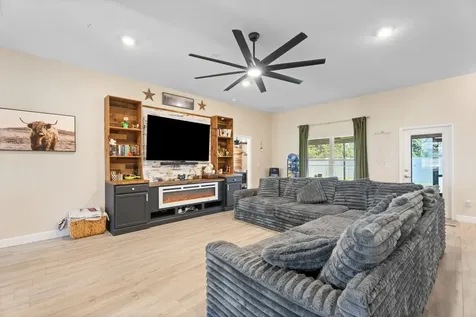 5846 NW Dooley Circle Port St Lucie FL 34986