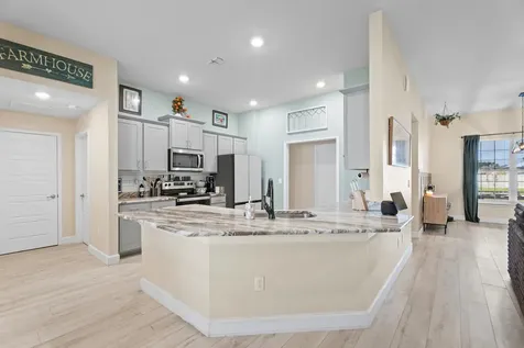 5846 NW Dooley Circle Port St Lucie FL 34986