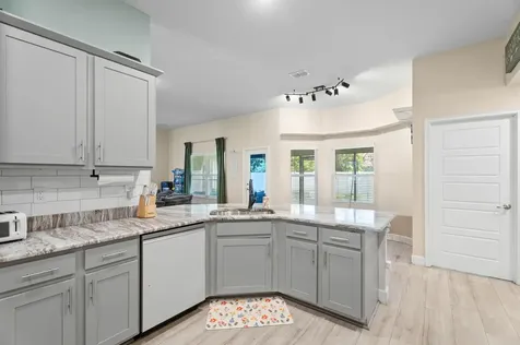 5846 NW Dooley Circle Port St Lucie FL 34986