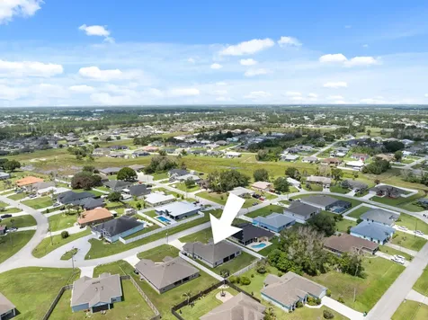 5846 NW Dooley Circle Port St Lucie FL 34986
