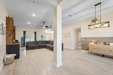 5846 NW Dooley Circle Port St Lucie FL 34986