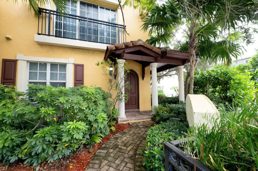 530 S Federal Highway Lake Worth Beach FL 33460
