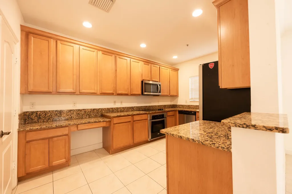 530 S Federal Highway Lake Worth Beach FL 33460