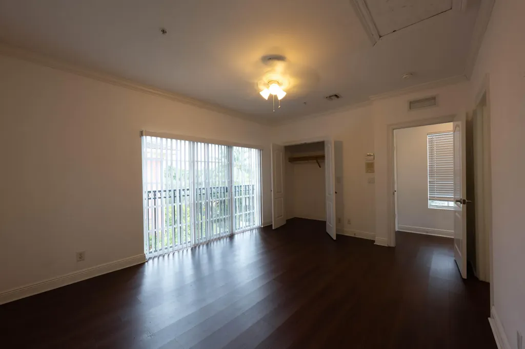 530 S Federal Highway Lake Worth Beach FL 33460