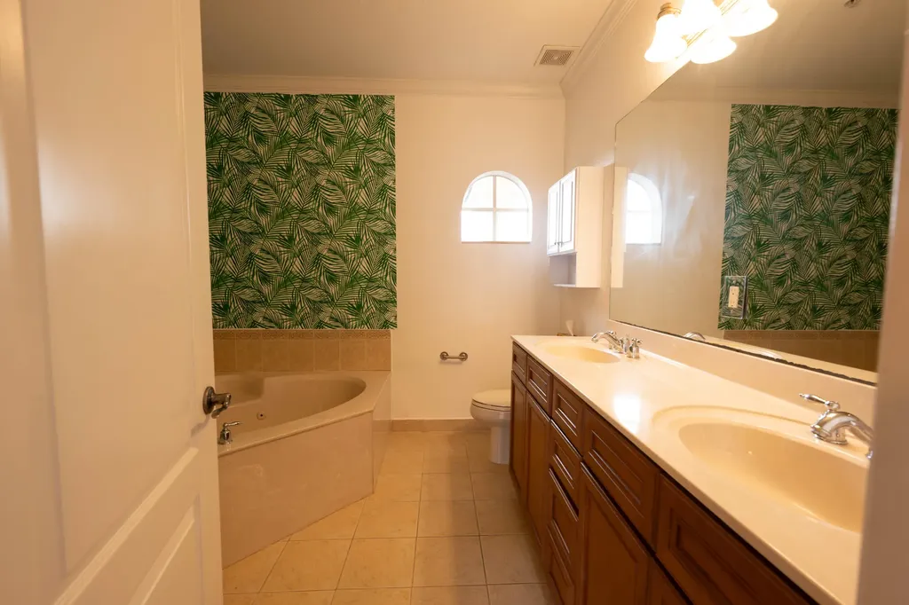 530 S Federal Highway Lake Worth Beach FL 33460