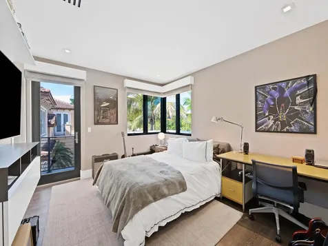 3318 NE 17th Street Fort Lauderdale FL 33305