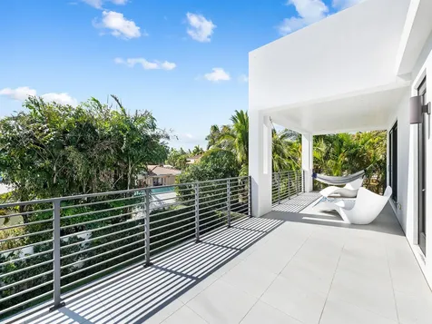 3318 NE 17th Street Fort Lauderdale FL 33305