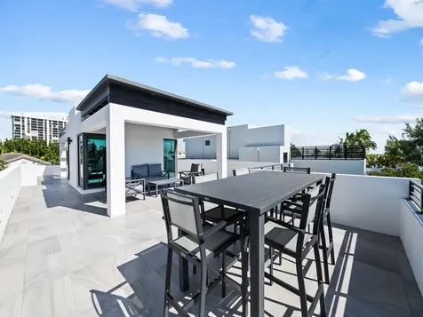 3318 NE 17th Street Fort Lauderdale FL 33305