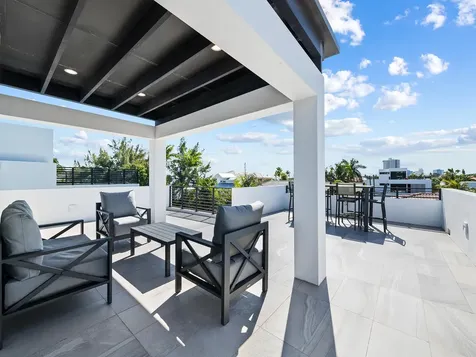 3318 NE 17th Street Fort Lauderdale FL 33305