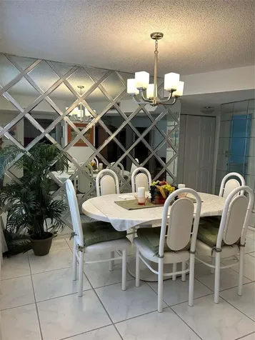 4090 NW 42nd Avenue Lauderdale Lakes FL 33319