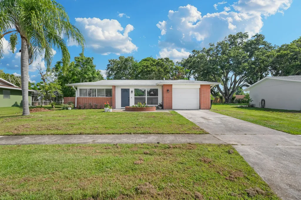 171 SW Ulman Avenue Port St Lucie FL 34983