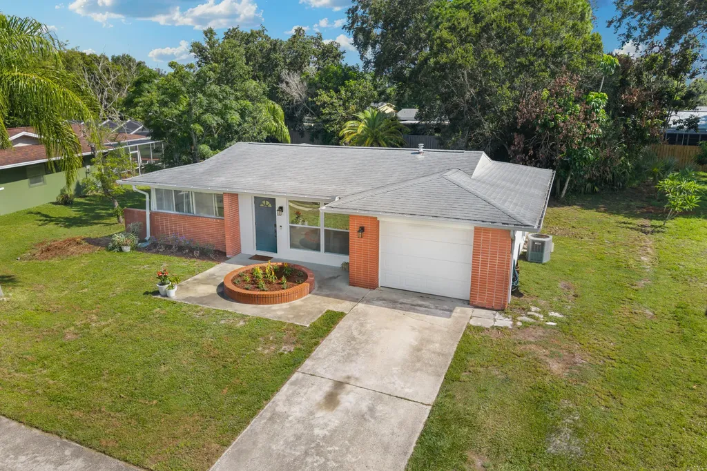 171 SW Ulman Avenue Port St Lucie FL 34983