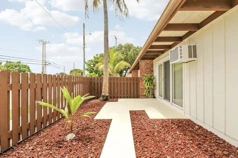 2801 Georgia Avenue West Palm Beach FL 33405