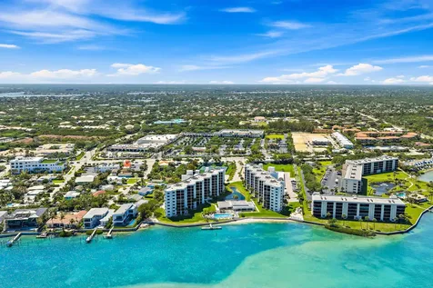 19800 Sandpointe Bay Drive N Jupiter FL 33469