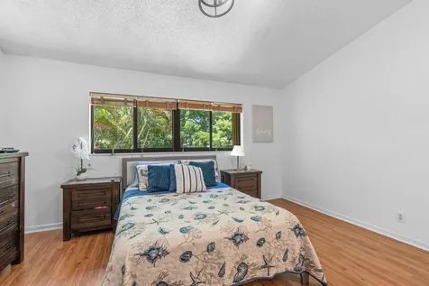 3024 S Oakland Forest Drive Oakland Park FL 33309