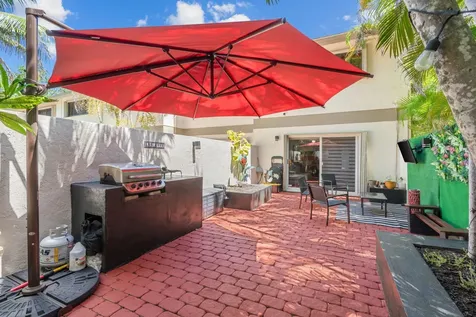 3024 S Oakland Forest Drive Oakland Park FL 33309