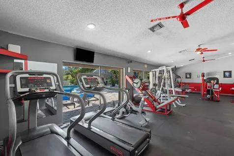 3024 S Oakland Forest Drive Oakland Park FL 33309