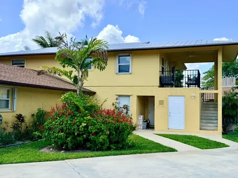 3362 SE Jefferson Street Stuart FL 34997