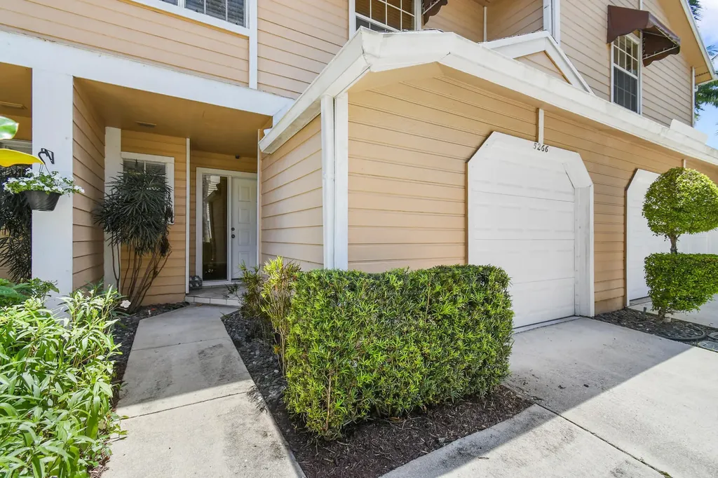 5266 Sapphire Valley Boca Raton FL 33486