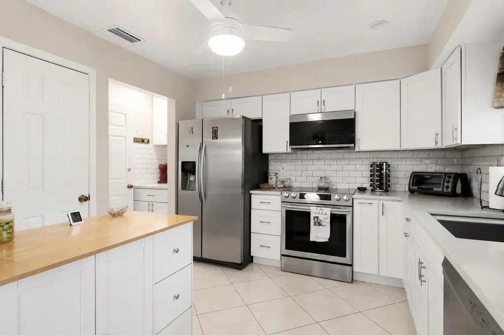 4632 Finchwood Way Boynton Beach FL 33436