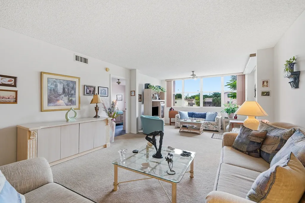 2521 NW 104th Avenue Sunrise FL 33322