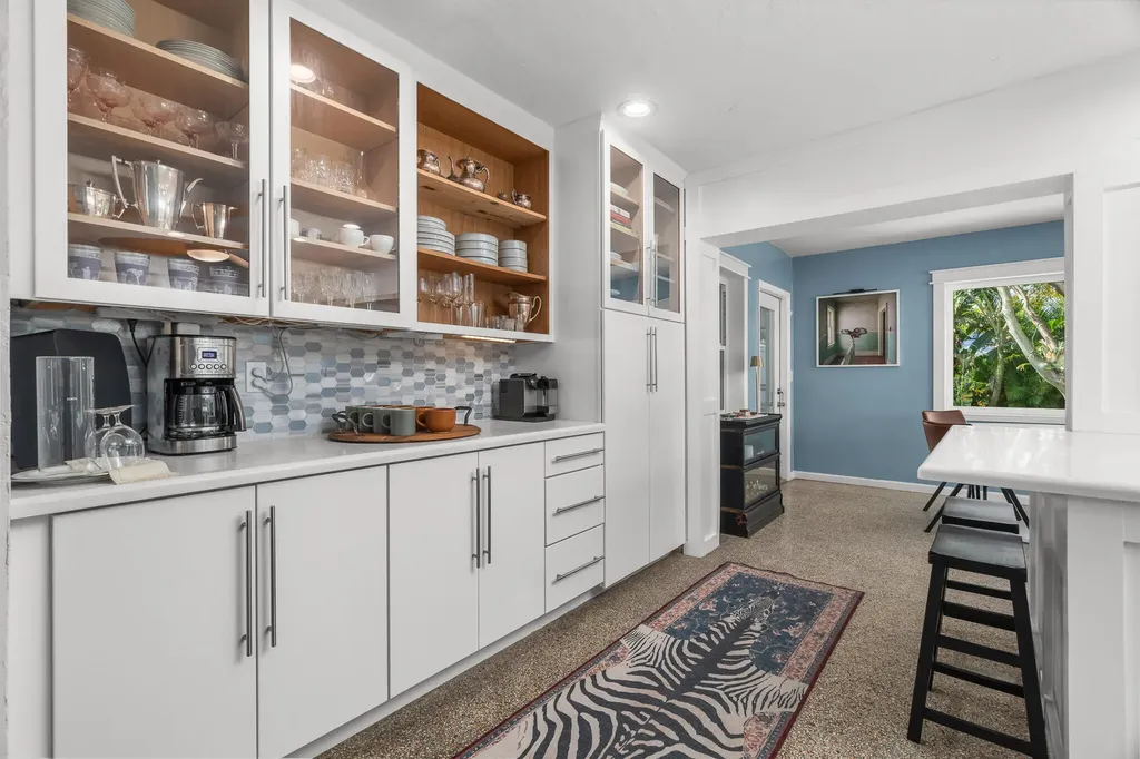 60 NW 47th Street Oakland Park FL 33309