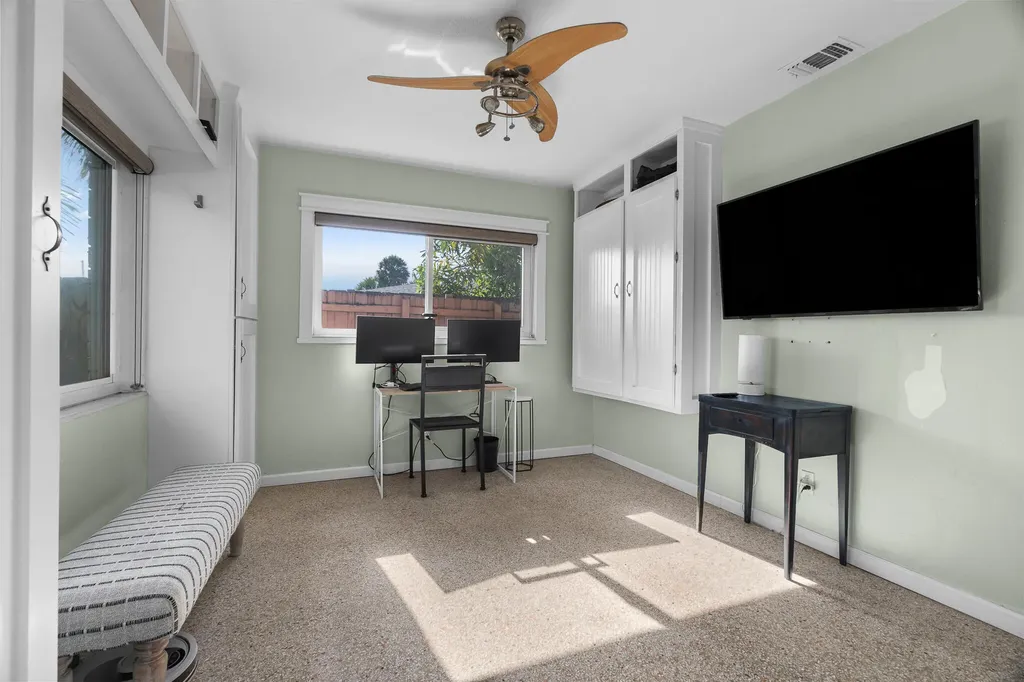 60 NW 47th Street Oakland Park FL 33309
