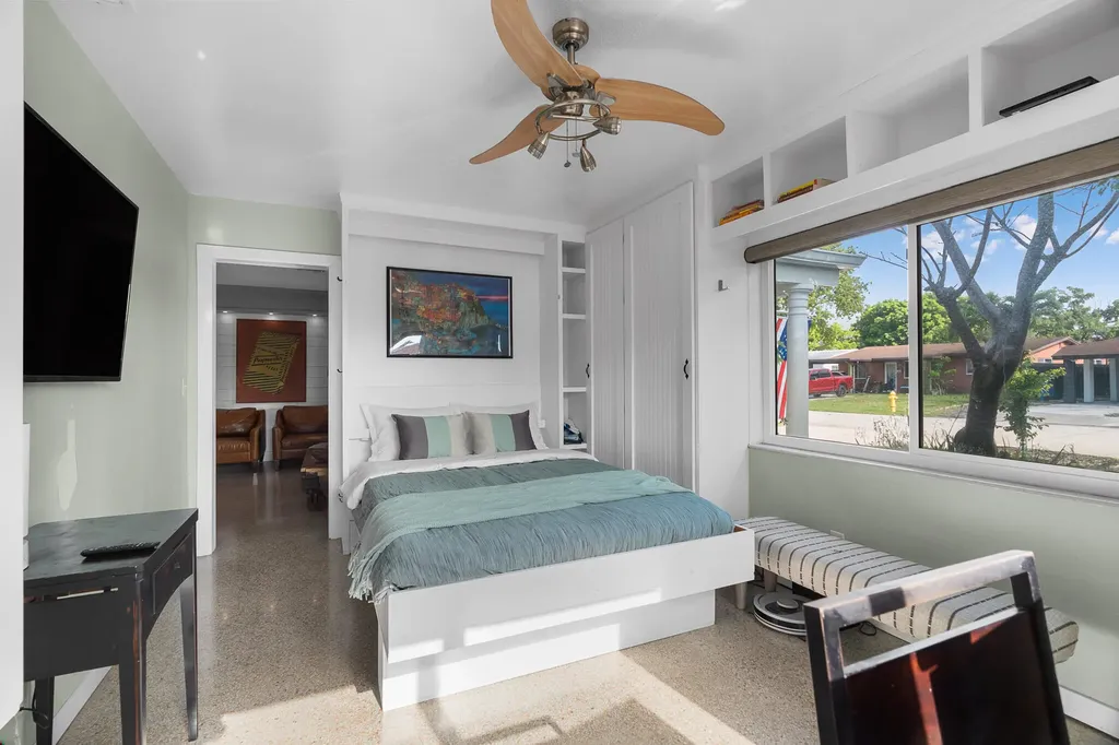 60 NW 47th Street Oakland Park FL 33309
