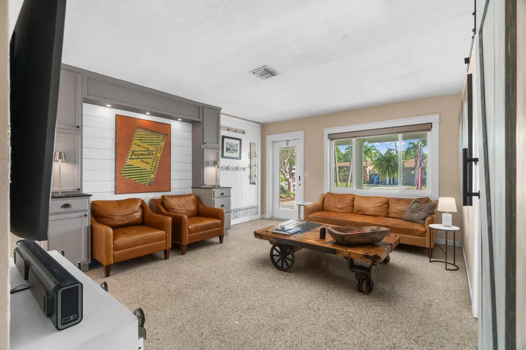 60 NW 47th Street Oakland Park FL 33309