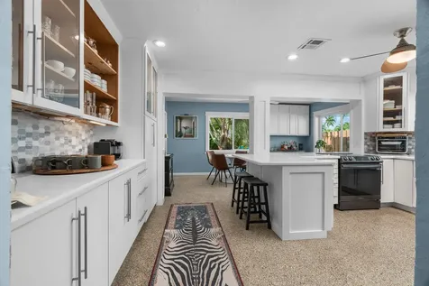 60 NW 47th Street Oakland Park FL 33309