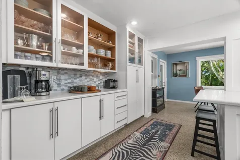 60 NW 47th Street Oakland Park FL 33309