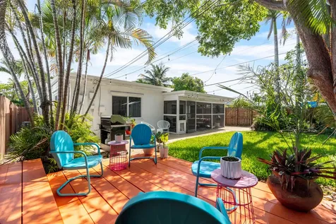 60 NW 47th Street Oakland Park FL 33309