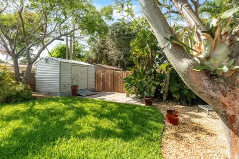 60 NW 47th Street Oakland Park FL 33309
