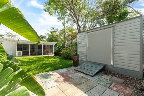 60 NW 47th Street Oakland Park FL 33309