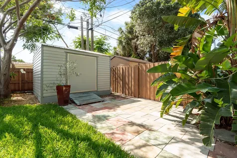 60 NW 47th Street Oakland Park FL 33309