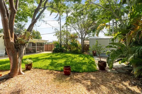 60 NW 47th Street Oakland Park FL 33309