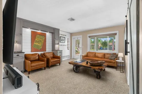 60 NW 47th Street Oakland Park FL 33309