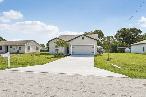 5200 Hickory Drive Fort Pierce FL 34982