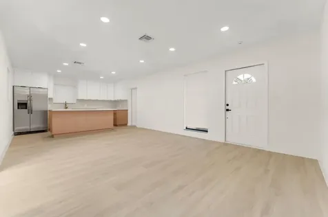 6572 Pierce Street Hollywood FL 33024