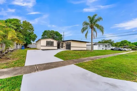 6572 Pierce Street Hollywood FL 33024