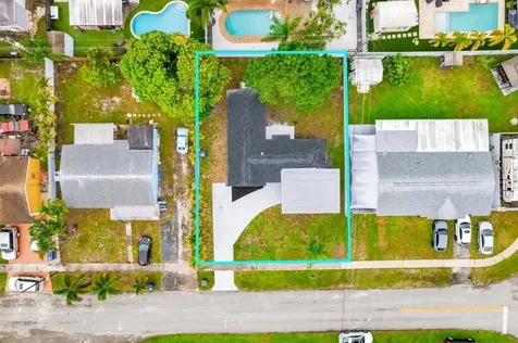 6572 Pierce Street Hollywood FL 33024