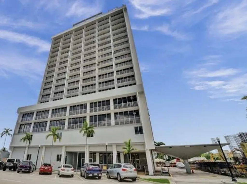 1720 Harrison Street Hollywood FL 33020