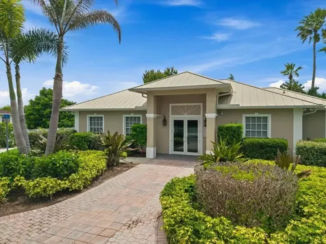 6265 33rd Manor Vero Beach FL 32966