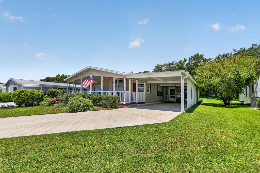 8004 Long Drive Port St Lucie FL 34952
