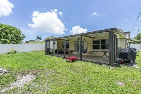 3201 Liberty Street Hollywood FL 33021
