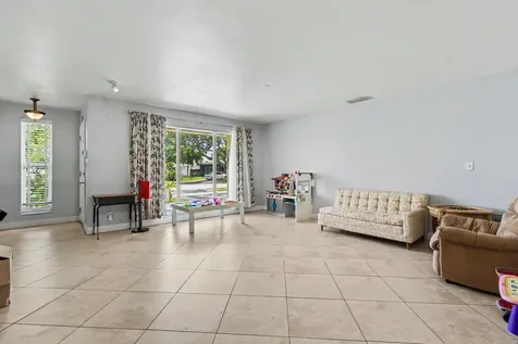 3201 Liberty Street Hollywood FL 33021